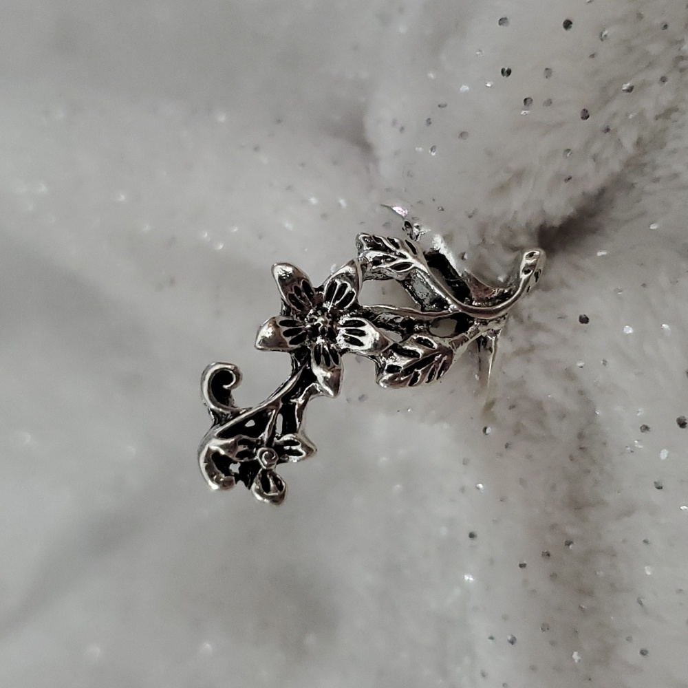 Floral Freeform Silver Plated Fashion Ring